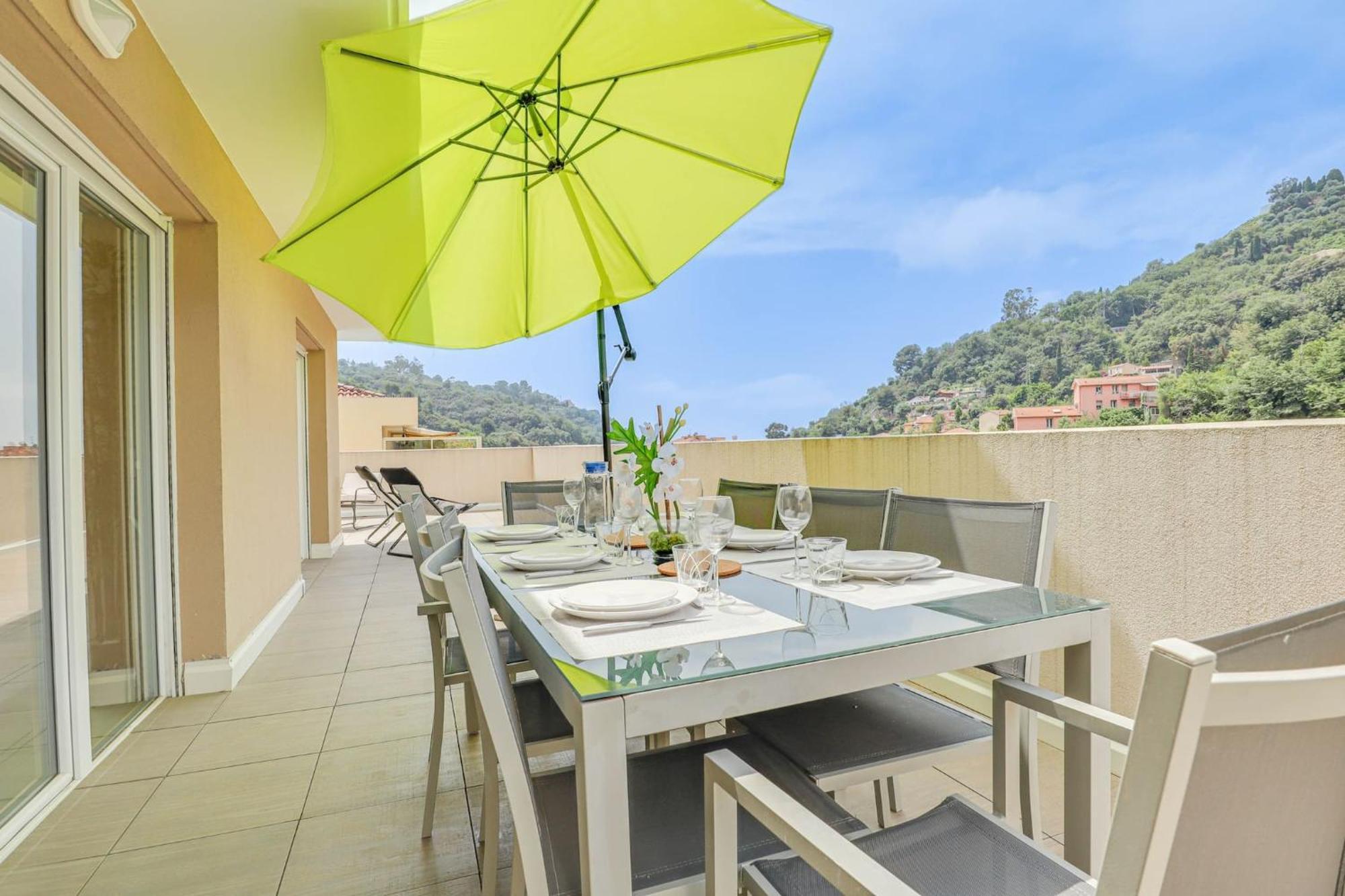 Spacieux Rooftop Parking, Terrasse Ensoleillee Mentone Esterno foto